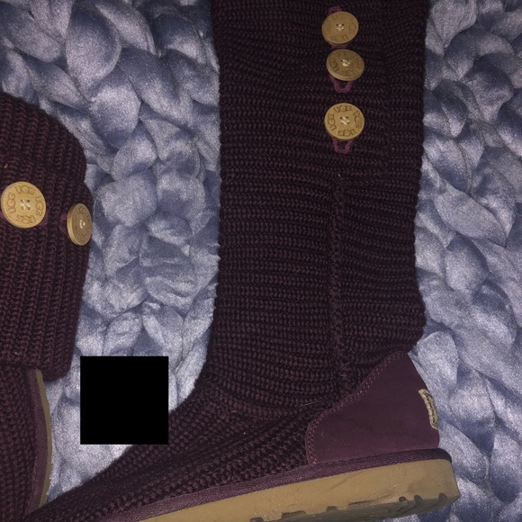✔️SOLD Classic Cardy Cable Knit UGG boot - Picture 3 of 6